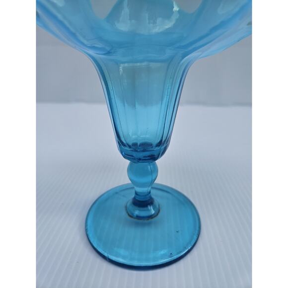 Vintage Fenton Celeste Blue #400 Ruffled Vase 5.75" H - Picture 5 of 7